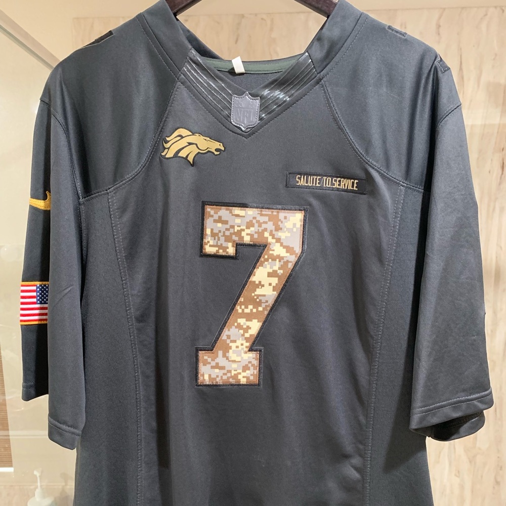 Denver Broncos "Salute to Service" Elway jersey